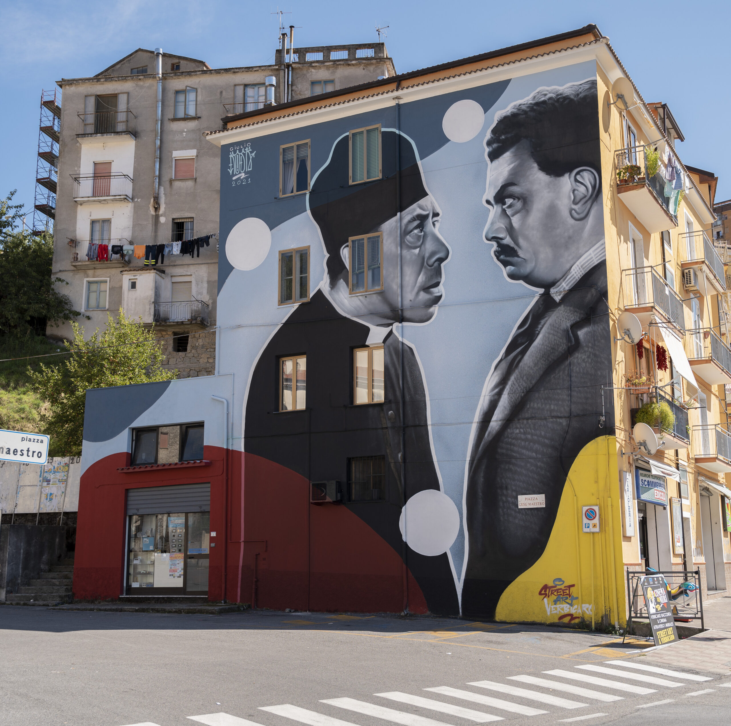 Don Camillo e Peppone